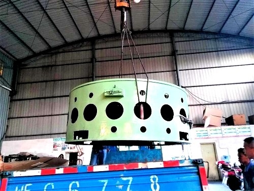 Rango de velocidad 300-3000 rpm Generador de turbina de agua con panel de control de micro gobernador