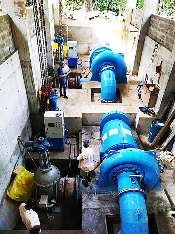 Generador de turbina de agua de color personalizado Instalación vertical/horizontal 300-3000 rpm