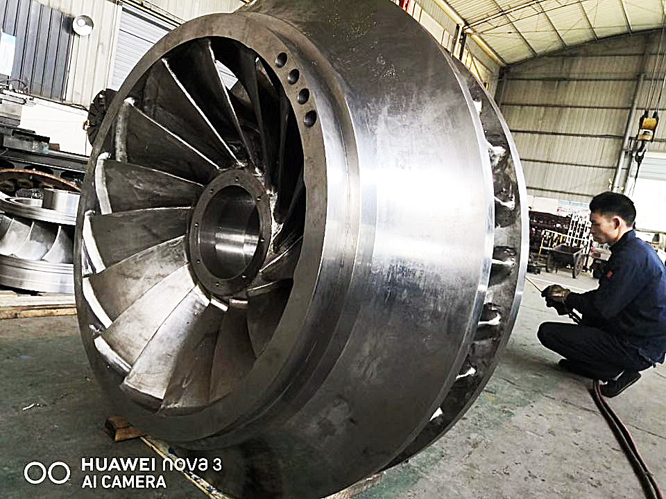 Generador de turbina Francis vertical u horizontal de 400 V 800 V 6,3 kV 10 kV