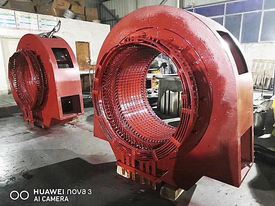 Capacidad Generador de turbina hidráulica 200kw-20mw Cabeza de agua 5m-500m RPM 450-1000rpm