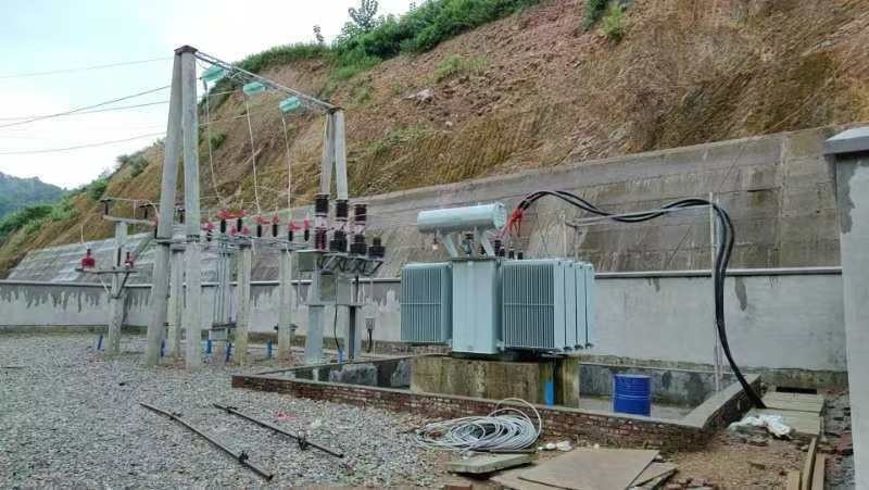 90-96% de eficiencia Generador de turbina hidráulica para la energía hidroeléctrica 5m-500m Cabeza de agua 450-1000 RPM