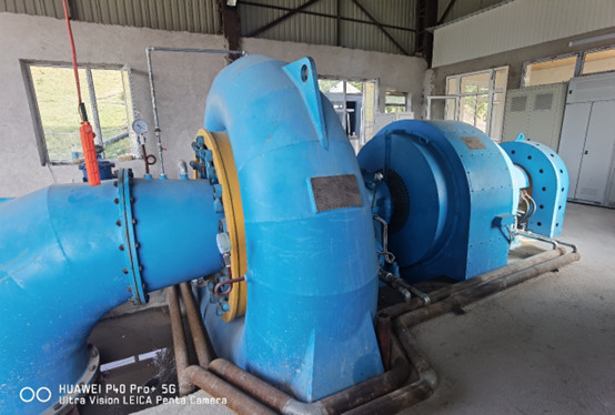 Generador de turbina hidráulica de microcomputadora hidráulica de alta calidad para sistemas de red y fuera de red 100 kW-3 MW