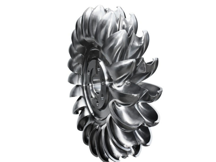 Método de instalación vertical Corredor de turbina hidráulica con presión de entrada de 10 MPa Capacidades de material de metales endurecidos