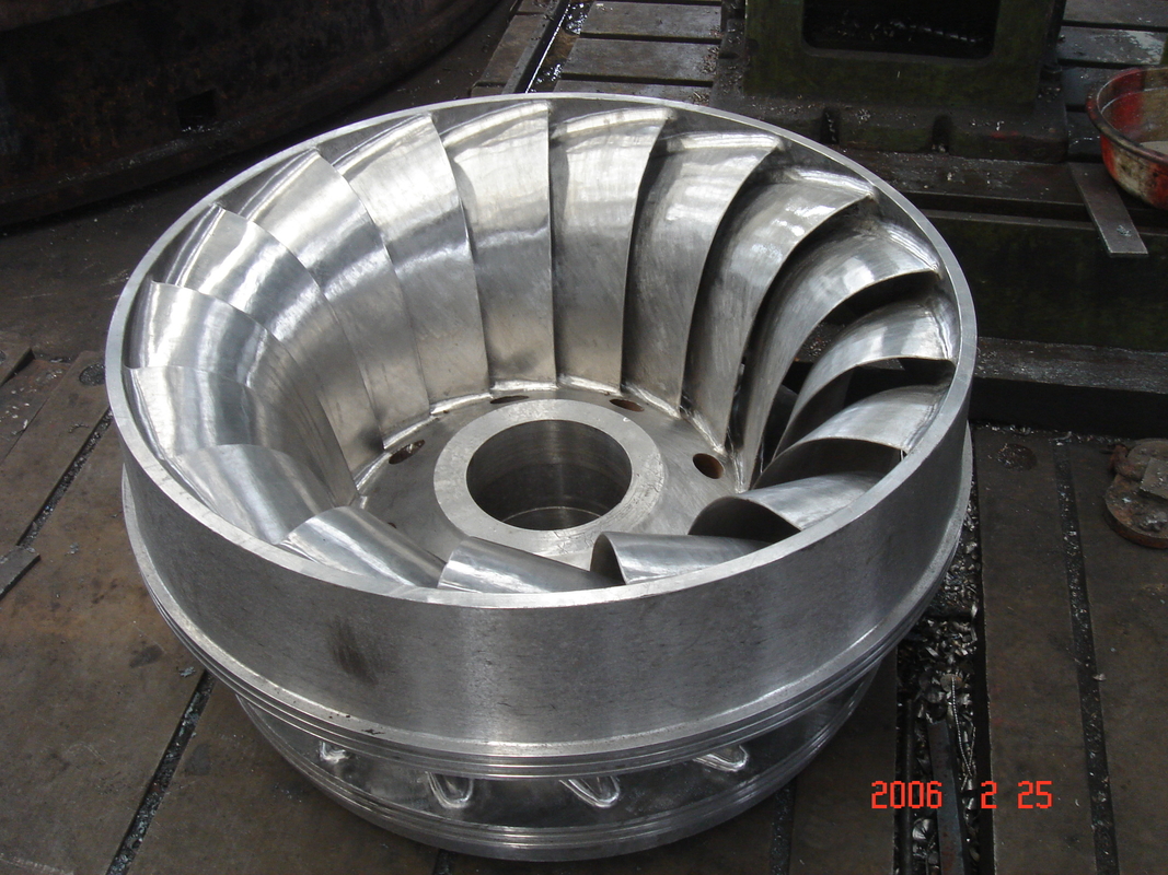 Francis Runner Turbina hidroeléctrica de ángulo de cuchilla para y presión de entrada de 10 MPa