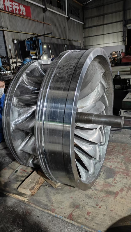 Generador de turbina de agua de larga duración que opera en entornos interiores / exteriores a velocidades de 300-3000 rpm