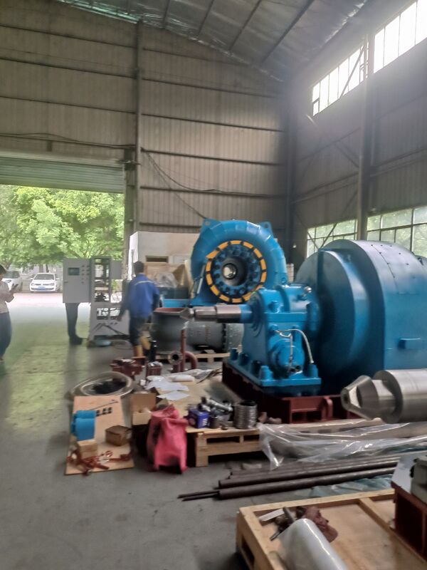 Turbina Generador Francis con Control Automático en Disposición Horizontal o Vertical y Velocidad Nominal de 450-1000 RPM para Generación de Energía