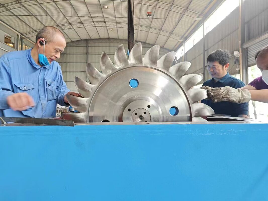 Corredor de turbina hidroeléctrica certificado ISO 9001 con 3 a 10 configuraciones de hojas para una eficiencia del 92% en la generación de energía hidroeléctrica