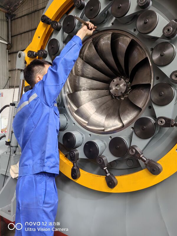 Corredor de turbina hidroeléctrica certificado ISO 9001 con 3 a 10 configuraciones de hojas para una eficiencia del 92% en la generación de energía hidroeléctrica
