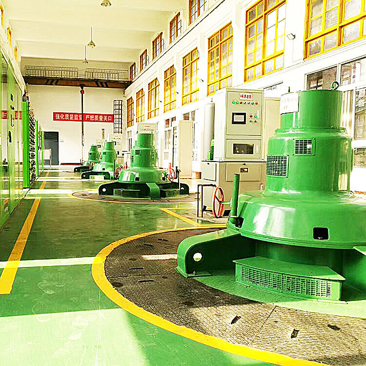 Generador de turbina hidráulica Kaplan con enfriamiento por aire o agua, diámetro de corredor de 1 a 10 metros y factor de potencia de 0,8-0,9 para energía renovable