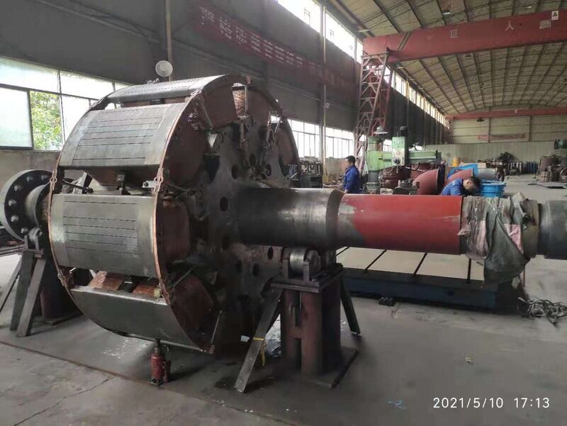 Generador de turbina de agua ecológico con método de enfriamiento enfriado por aire o por agua diseñado para generación de energía renovable e industrial.