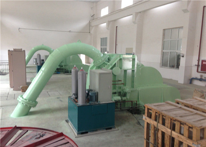 Cabeza alta clase FF del aislamiento del diámetro del generador de turbina Pelton del 100m a los 2000m 200m m conveniente para los usos de la energía hidroeléctrica