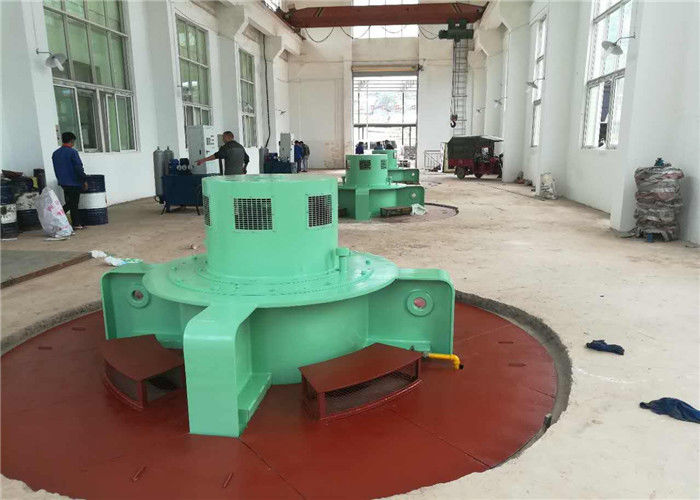 Generador de turbina accionado por agua con refrigeración por agua, voltaje 400V, 800V, 6,3kV, 10,5kV, adecuado para generación de energía hidroeléctrica