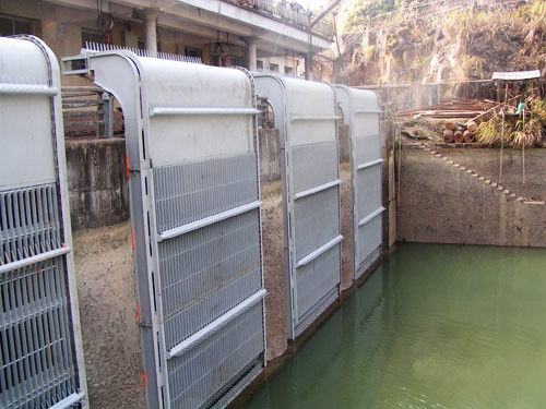 Máquina Limpiadora de Rejillas de Basura OEM con Grosor de 4.5 a 16 Mm y Intervalo de Rejilla de 0.39 a 15 mm para Mantenimiento de Tomas de Agua