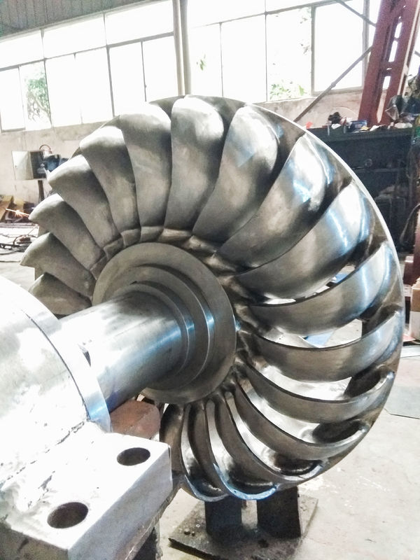 Generador de turbina de turbina con un diámetro de tubo de 400-600 mm, hasta un 87% de eficiencia y un rango de cabeza de operación de 15 m a 300 m para la generación de energía hidroeléctrica