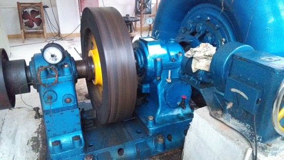 Potencia nominal de 300KW-20MW Generador de turbina hidroeléctrica Francis con velocidad nominal de 450-1000RPM