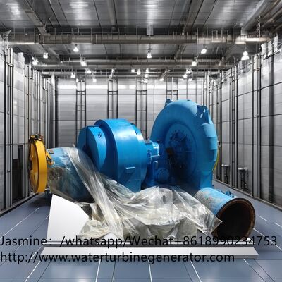 Generador de turbina Francis de 2000 kW de capacidad unitaria con álabes de acero inoxidable y sistema de control de automatización para energía hidroeléctrica