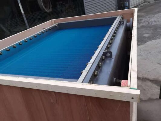 Eficiencia de 85 a 93 por ciento Frescor de aceite de aire Bracket montado Temperatura máxima de funcionamiento 120 grados centígrados Ideal para sistemas hidráulicos